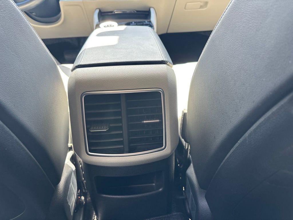 used 2025 Kia Sportage Hybrid car, priced at $31,988