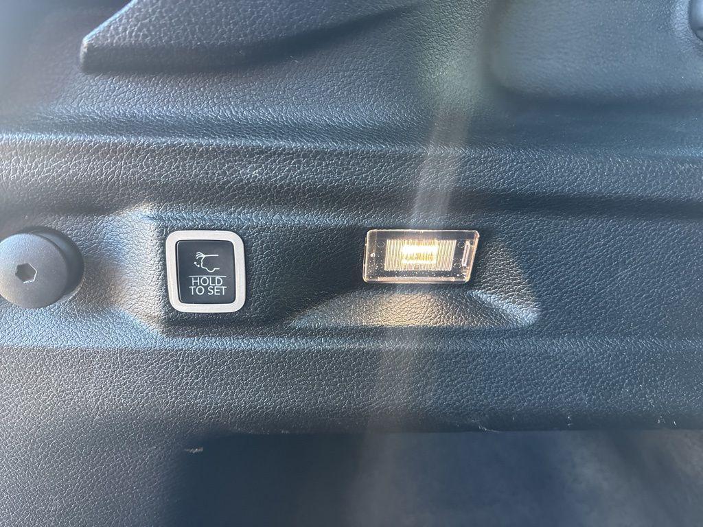 used 2022 Jeep Grand Cherokee L car, priced at $19,988