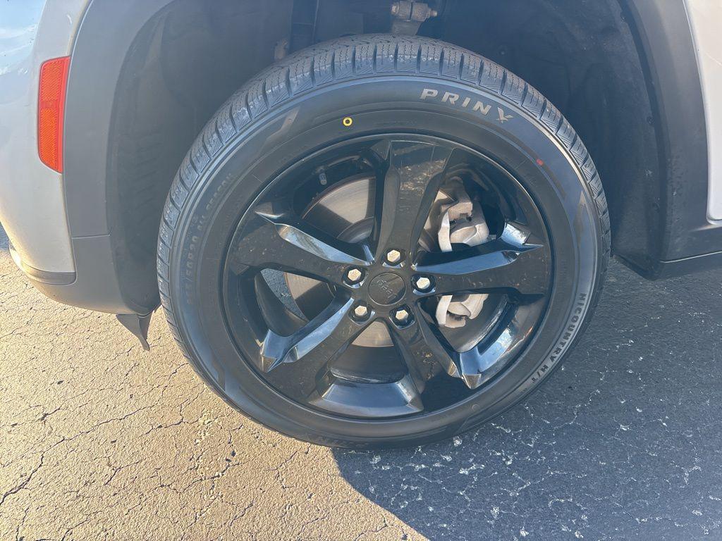 used 2022 Jeep Grand Cherokee L car, priced at $19,988