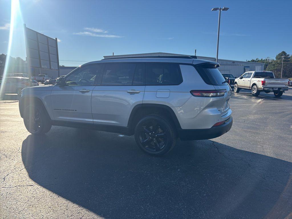 used 2022 Jeep Grand Cherokee L car, priced at $19,988
