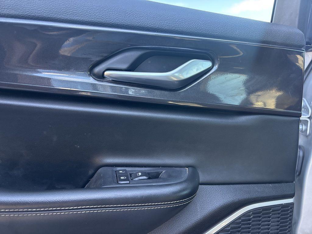 used 2022 Jeep Grand Cherokee L car, priced at $19,988