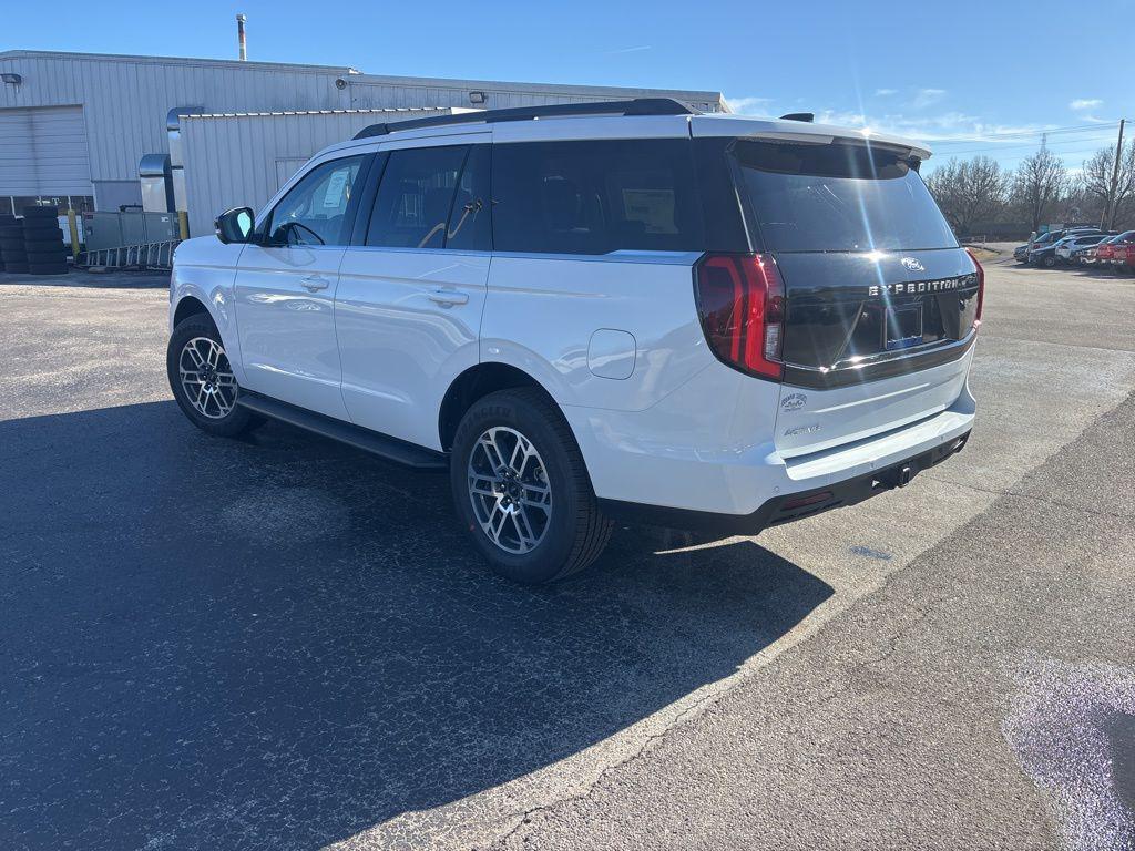 new 2026 Ford Expedition car, priced at $67,003
