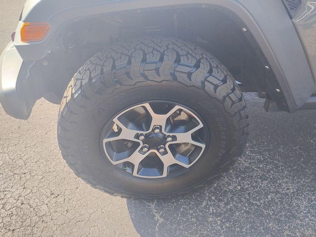 used 2022 Jeep Wrangler Unlimited car, priced at $32,988