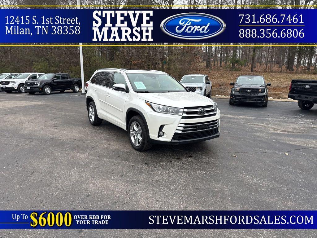 used 2019 Toyota Highlander car, priced at $20,888