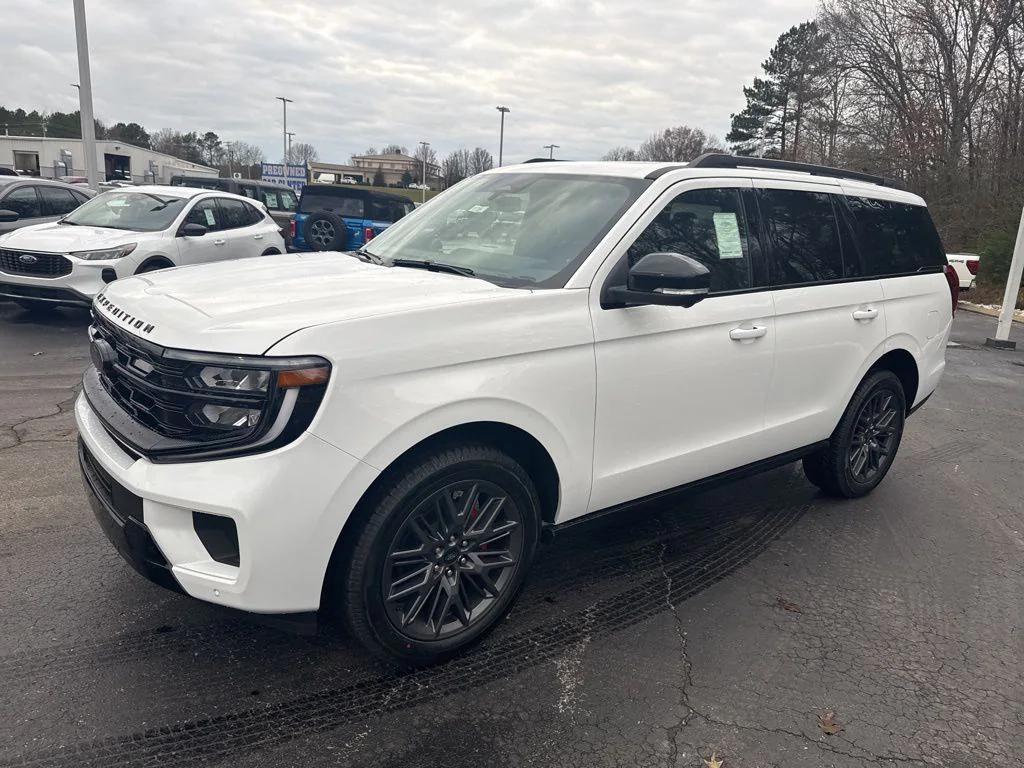 new 2025 Ford Expedition car, priced at $79,393