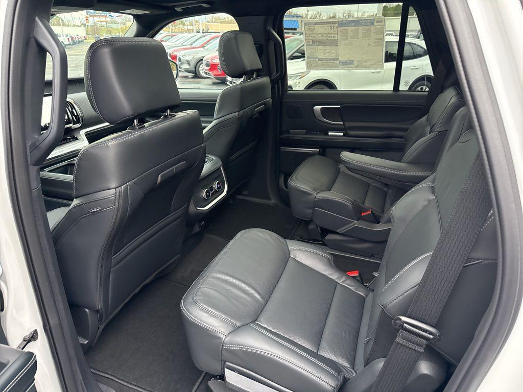 new 2025 Ford Expedition car, priced at $82,848