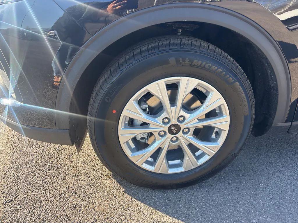 new 2026 Ford Escape car, priced at $31,656