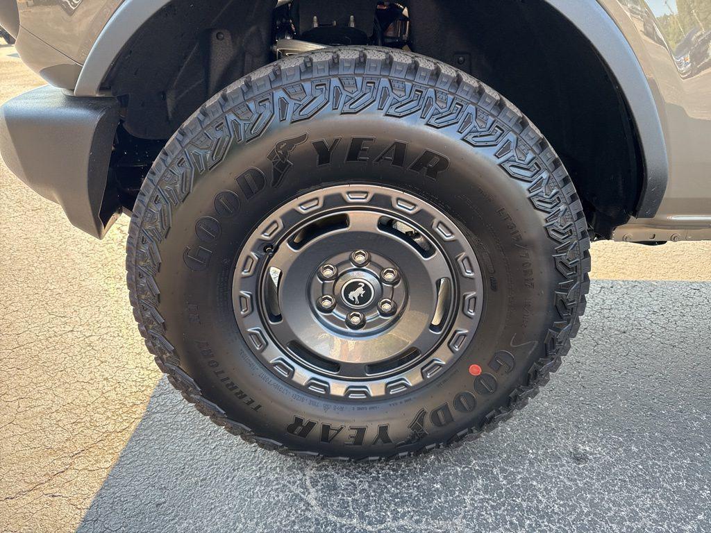 new 2025 Ford Bronco car, priced at $49,300