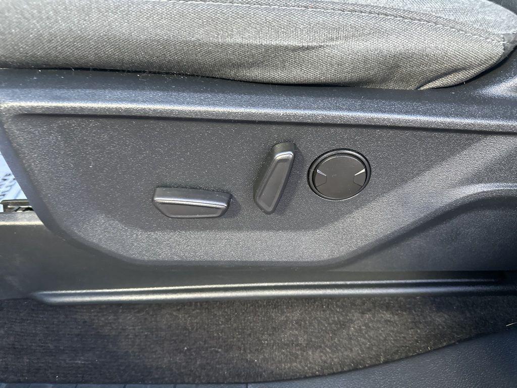 used 2022 Ford F-150 car, priced at $39,988