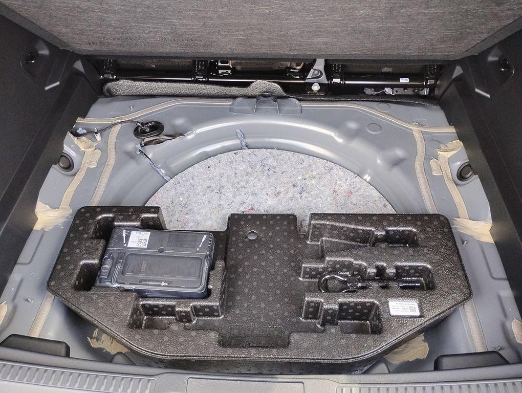 new 2025 Ford Bronco Sport car, priced at $37,628