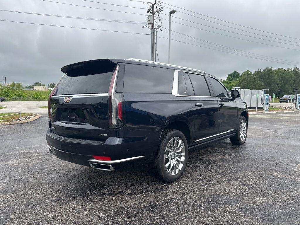 used 2021 Cadillac Escalade ESV car, priced at $47,988