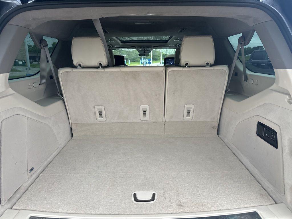 used 2021 Cadillac Escalade ESV car, priced at $47,988