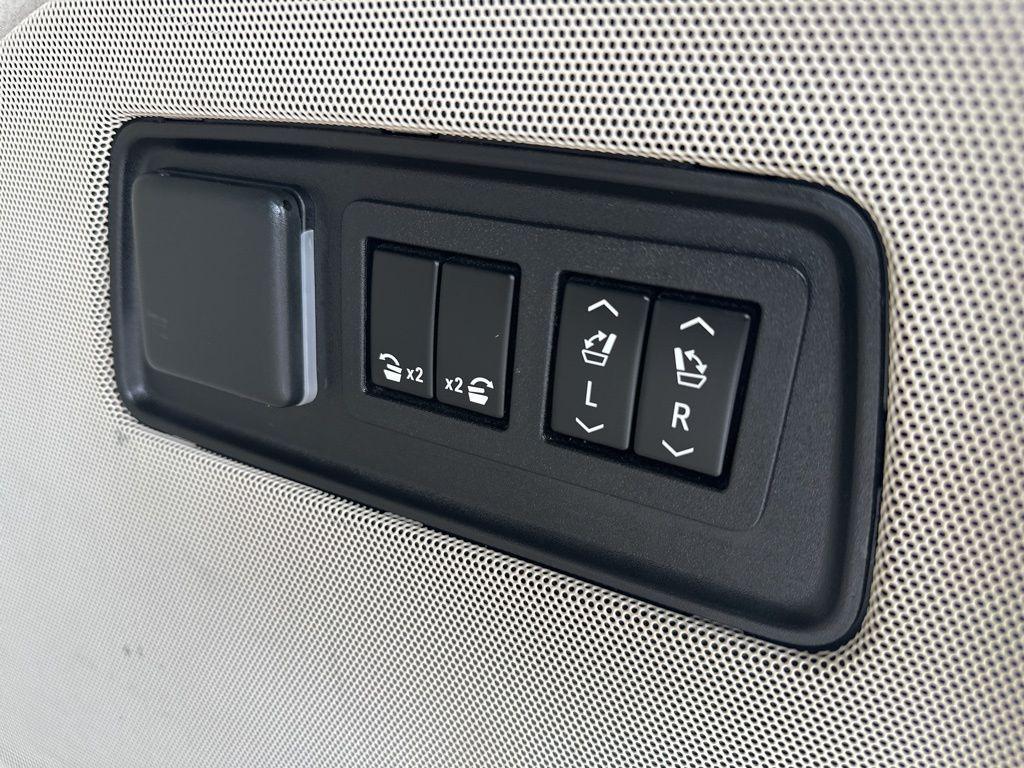 used 2021 Cadillac Escalade ESV car, priced at $47,988