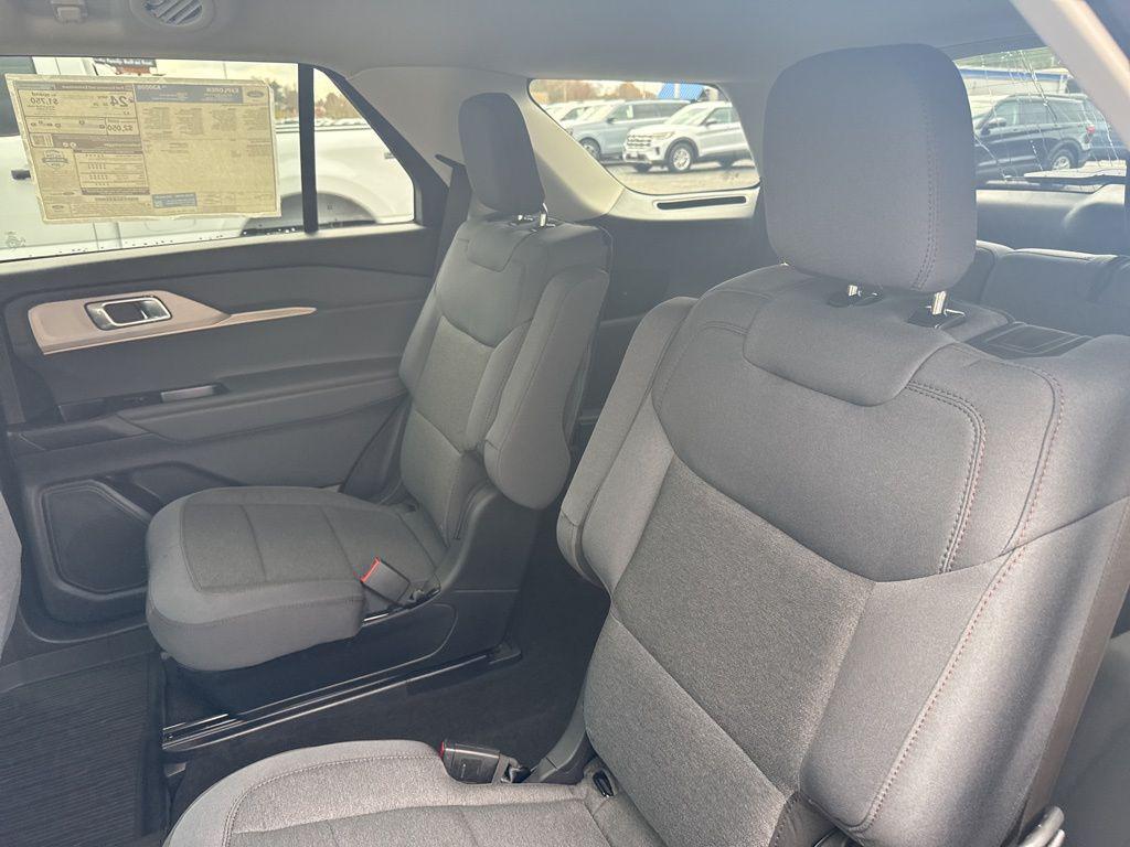 new 2026 Ford Explorer car, priced at $40,878