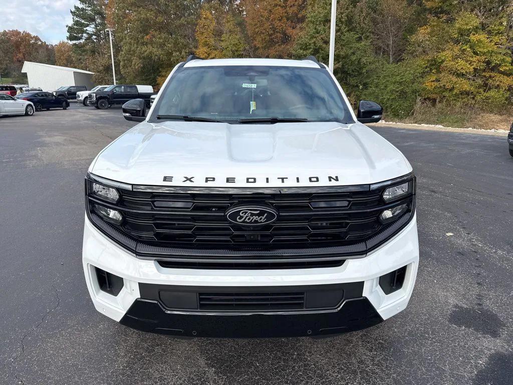 new 2025 Ford Expedition car, priced at $79,401