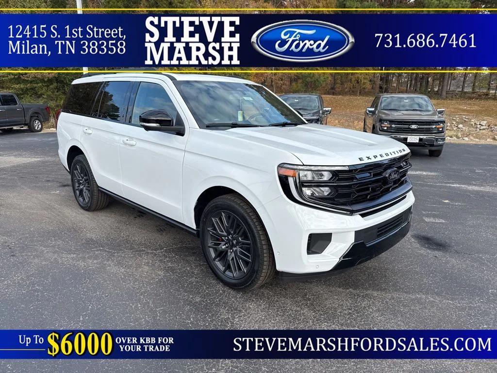 new 2025 Ford Expedition car, priced at $79,401