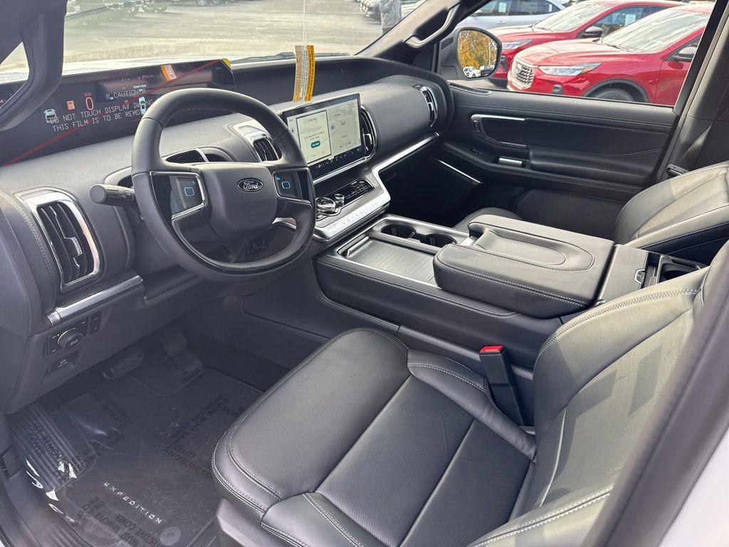 new 2025 Ford Expedition car, priced at $82,856