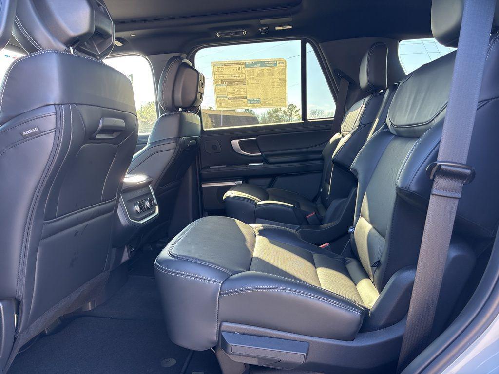 new 2026 Ford Expedition car, priced at $80,996