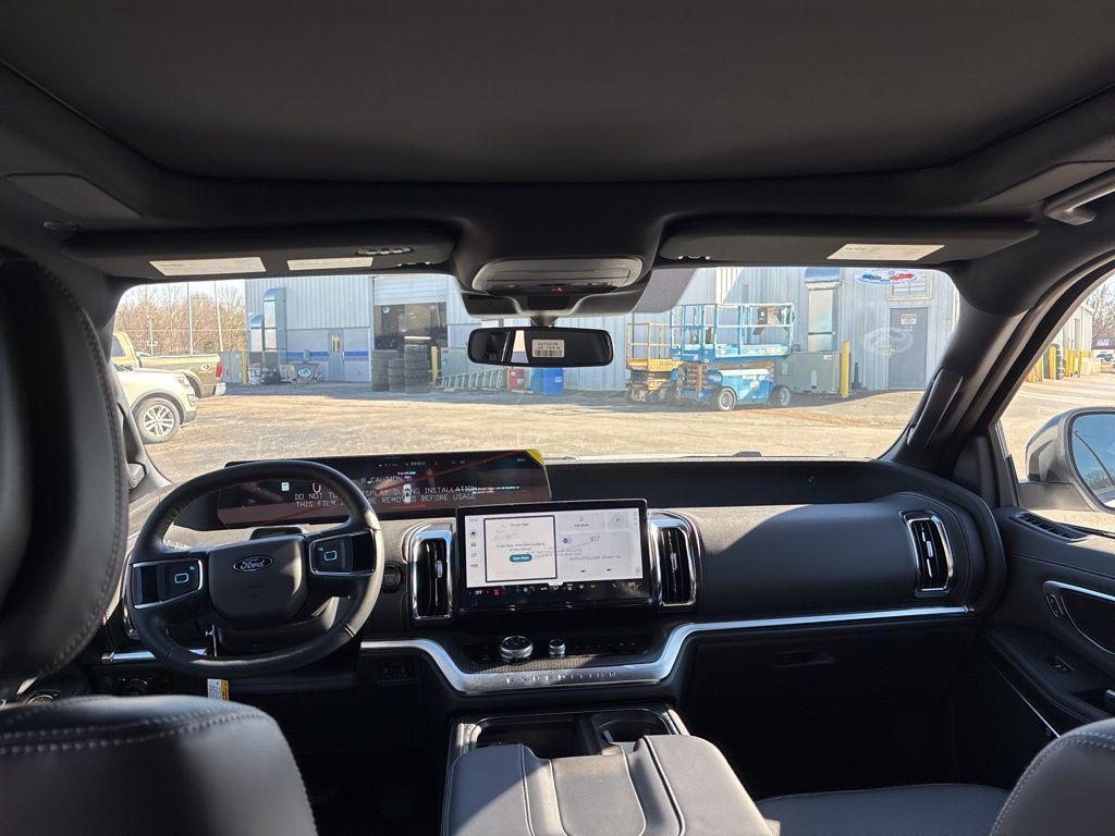 new 2026 Ford Expedition car, priced at $80,996