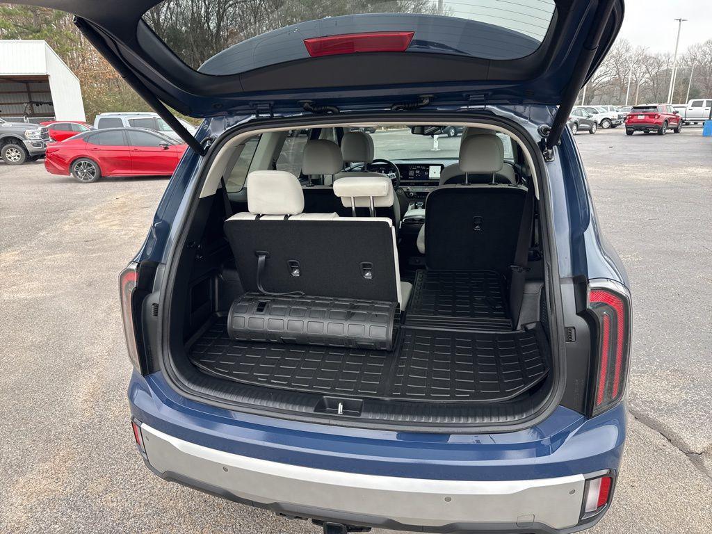 used 2024 Kia Telluride car, priced at $36,888
