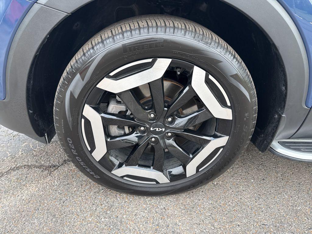 used 2024 Kia Telluride car, priced at $36,888