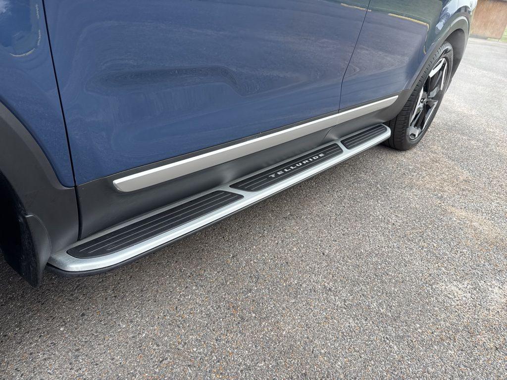 used 2024 Kia Telluride car, priced at $36,888