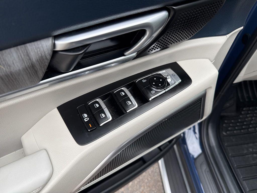 used 2024 Kia Telluride car, priced at $36,888