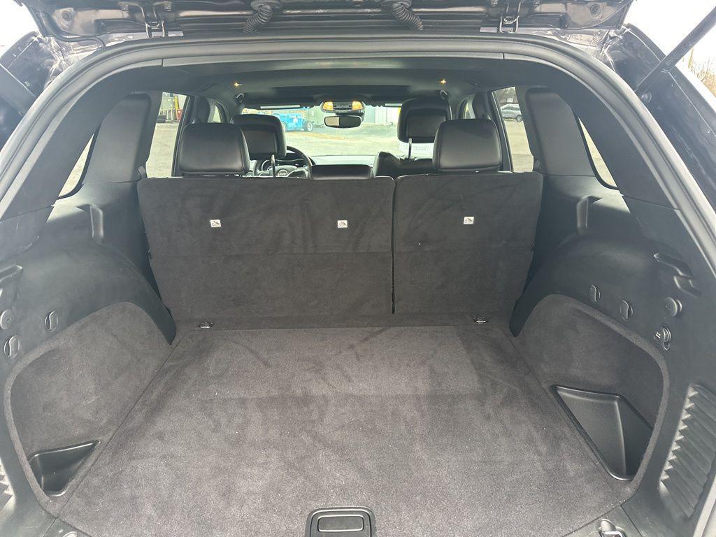 used 2018 Jeep Grand Cherokee car, priced at $16,181