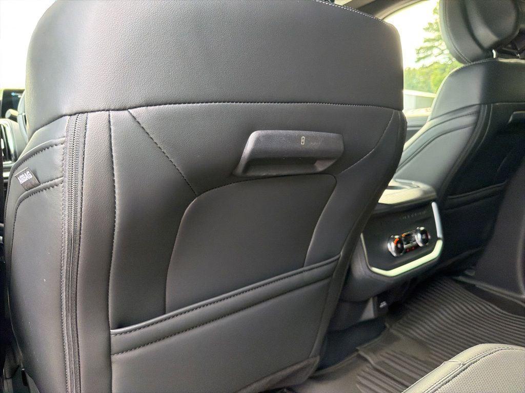 new 2026 Ford Expedition car, priced at $81,049