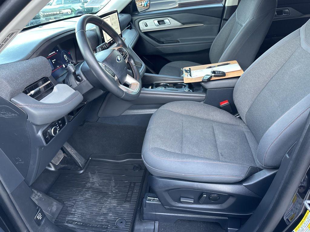 used 2025 Ford Explorer car, priced at $30,988