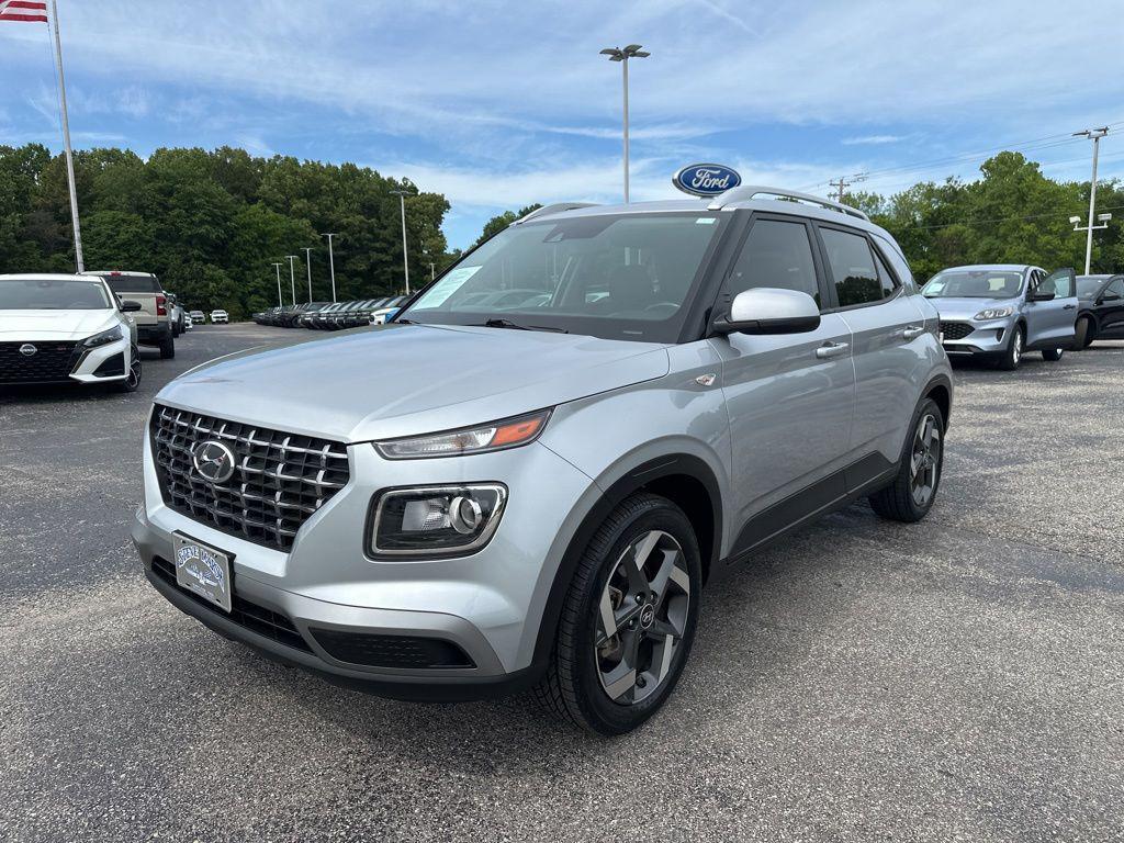 used 2022 Hyundai Venue car, priced at $17,988