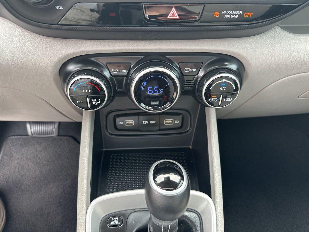 used 2022 Hyundai Venue car, priced at $17,988
