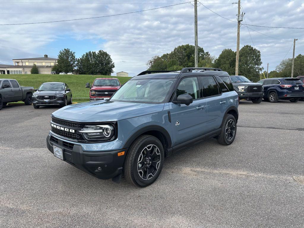new 2025 Ford Bronco Sport car, priced at $38,924