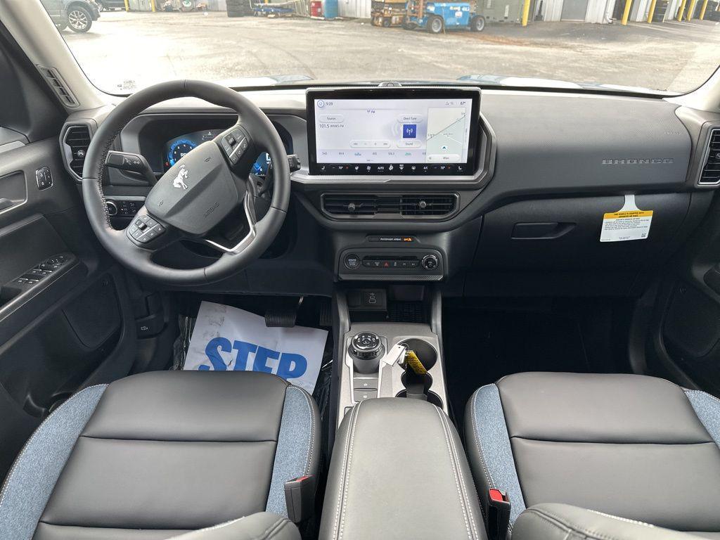 new 2025 Ford Bronco Sport car, priced at $38,924