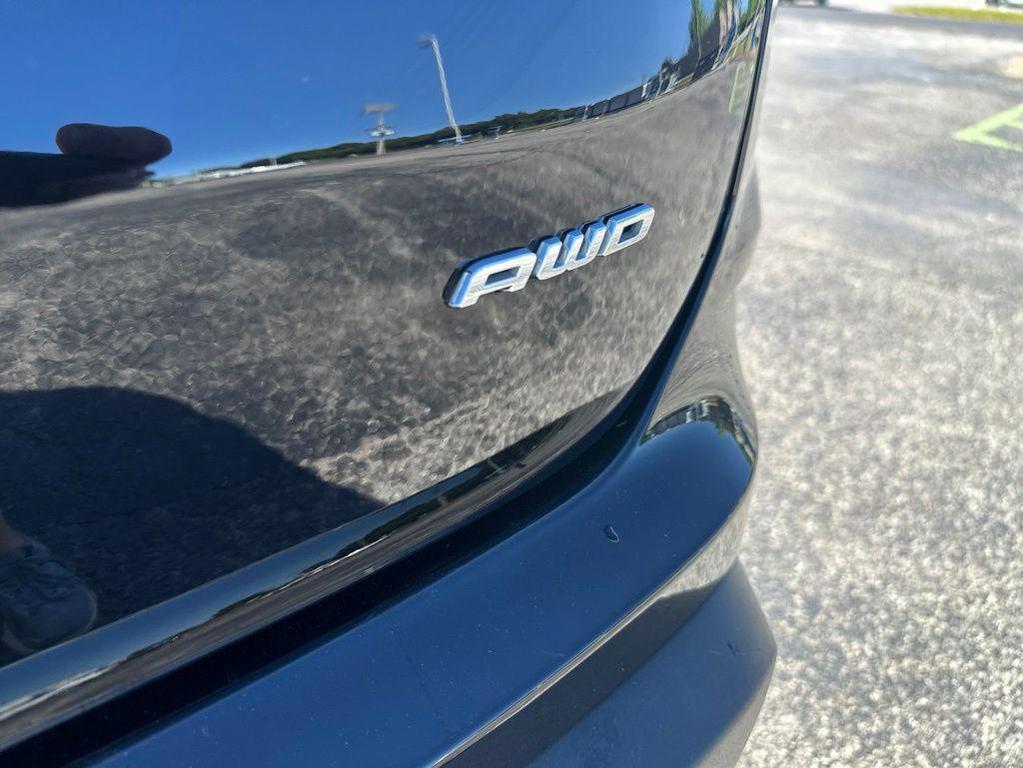 used 2024 Ford Edge car, priced at $24,988