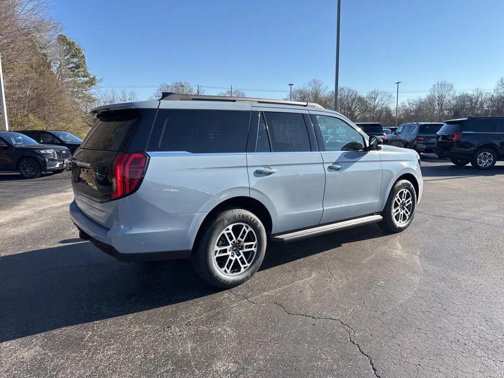 new 2025 Ford Expedition car, priced at $66,456