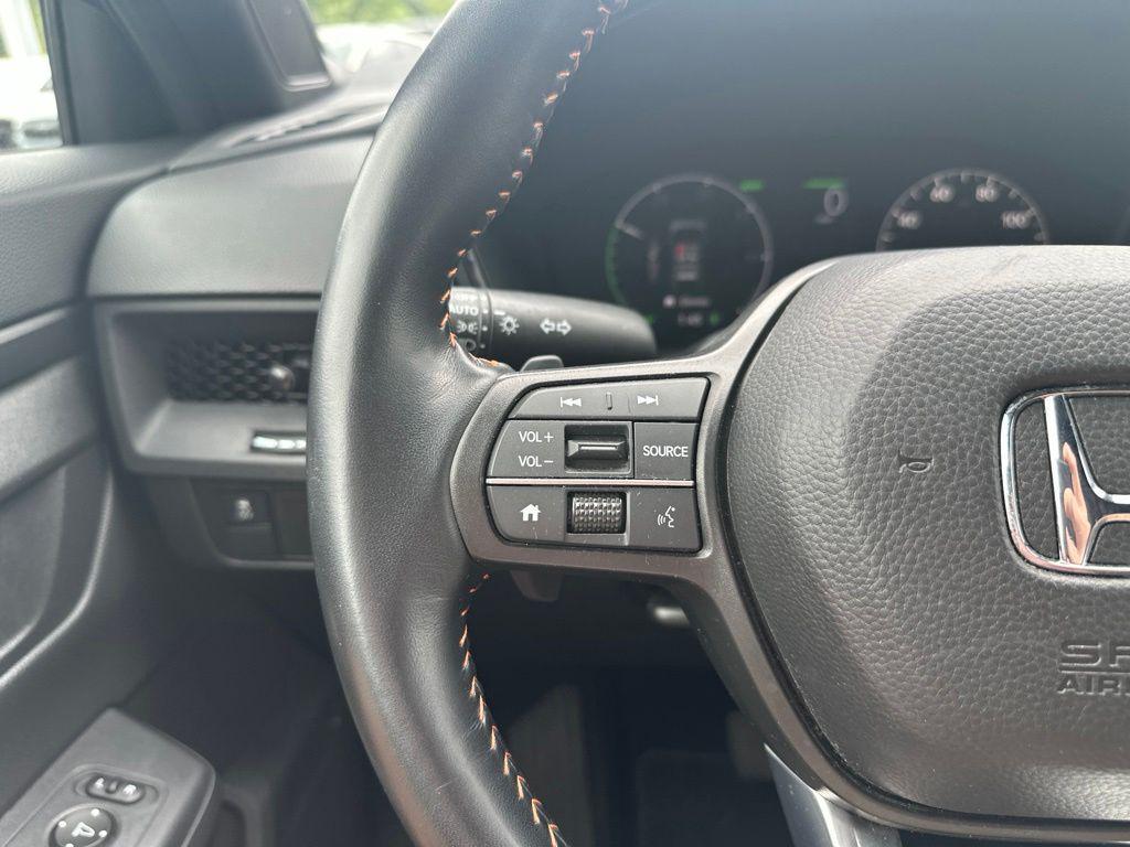 used 2025 Honda CR-V Hybrid car, priced at $32,988