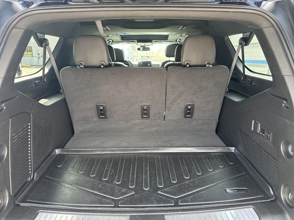 used 2024 Chevrolet Suburban car, priced at $56,888