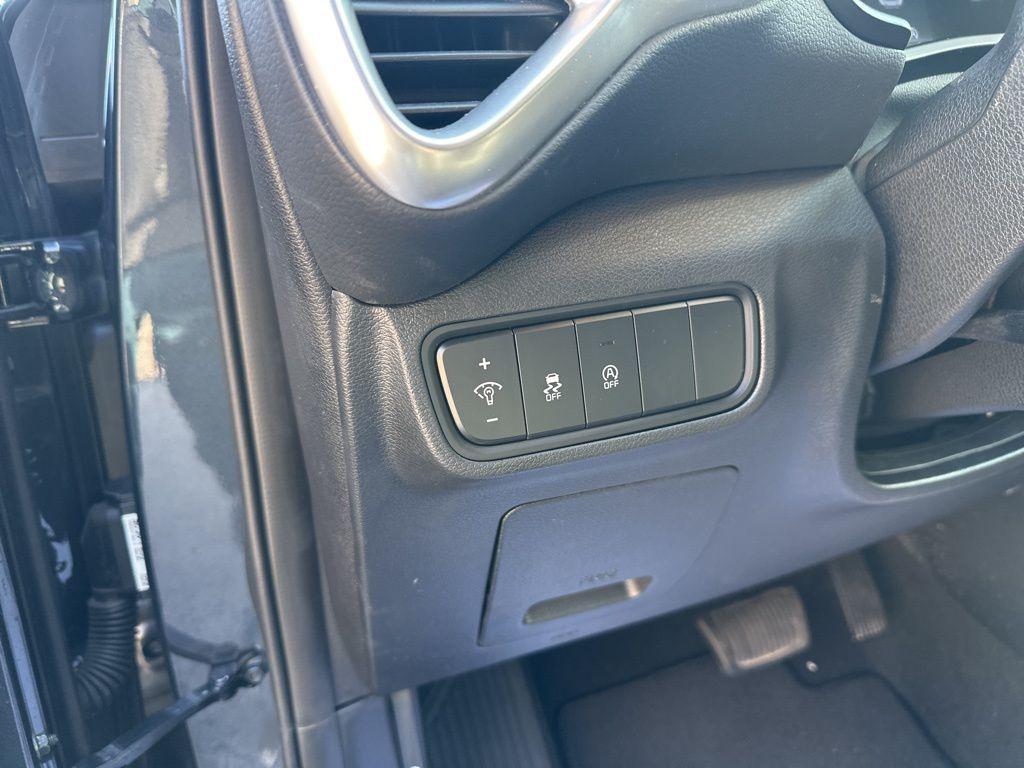 used 2024 Kia Soul car, priced at $17,447