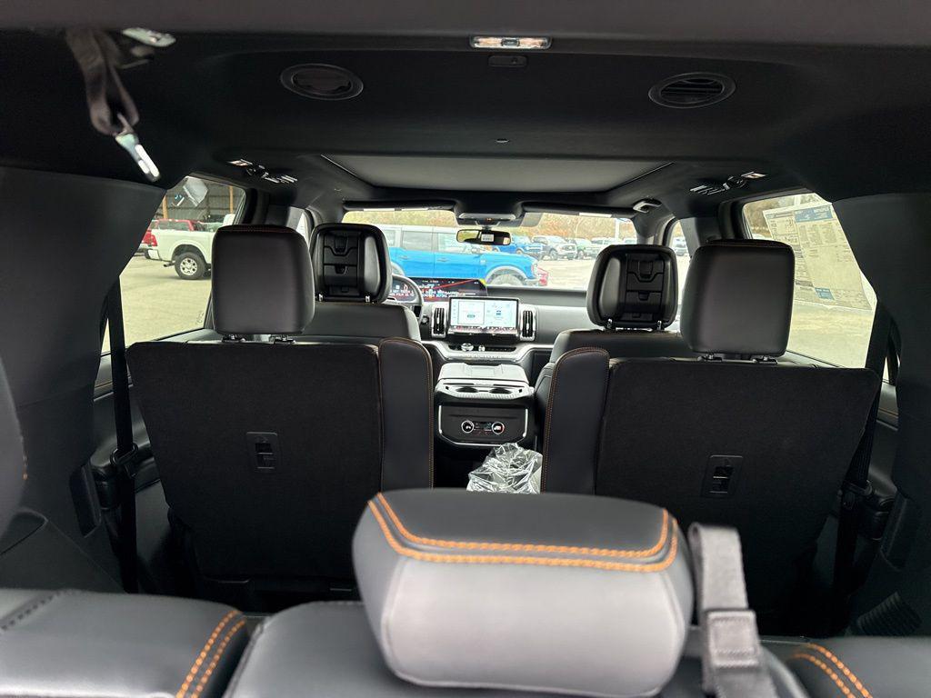 new 2026 Ford Expedition car, priced at $81,784