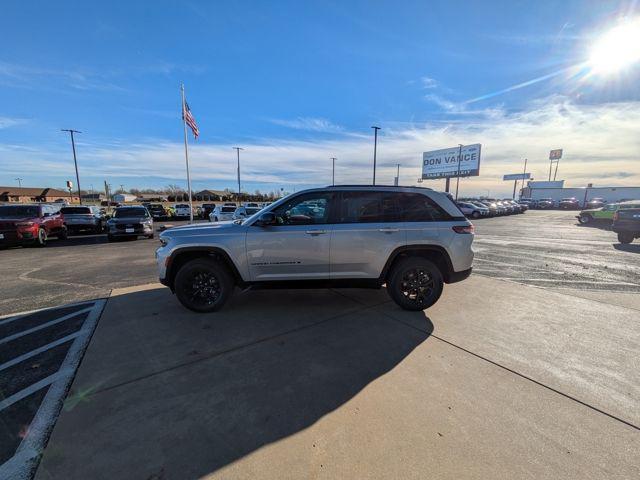 new 2025 Jeep Grand Cherokee car, priced at $41,586