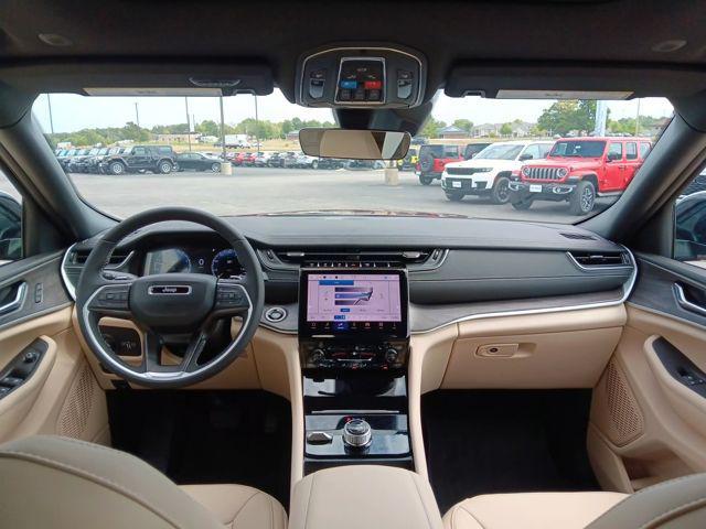 new 2025 Jeep Grand Cherokee L car, priced at $47,999