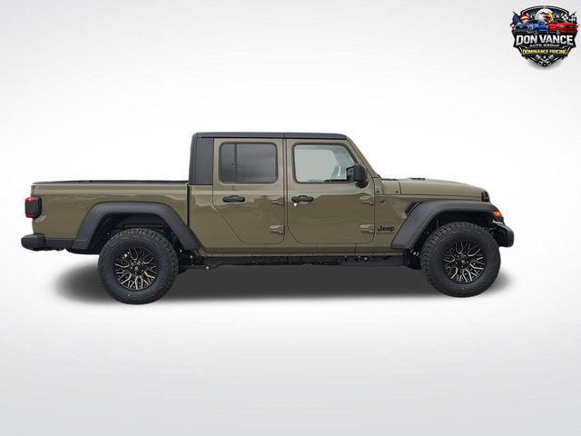new 2026 Jeep Gladiator car, priced at $43,610