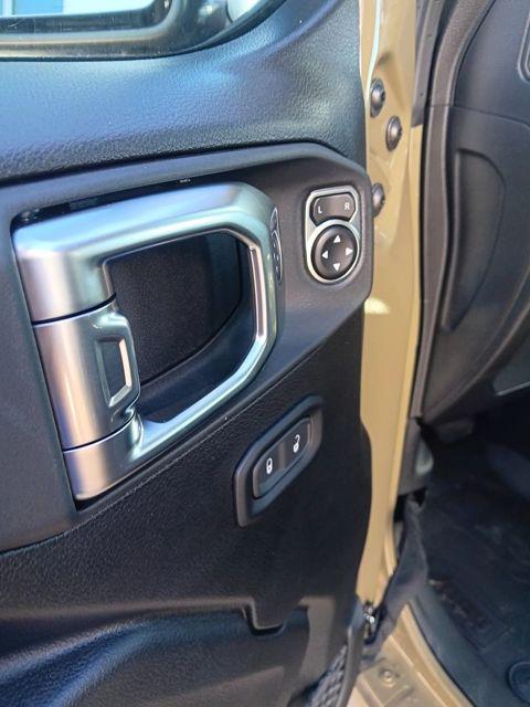 new 2026 Jeep Gladiator car, priced at $45,987