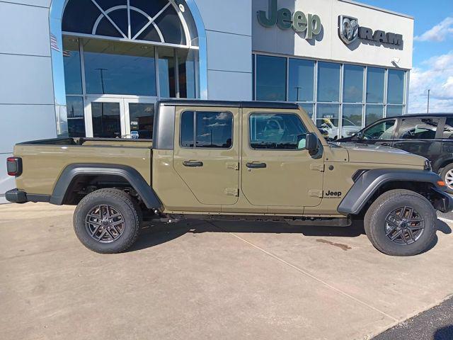 new 2026 Jeep Gladiator car, priced at $45,987