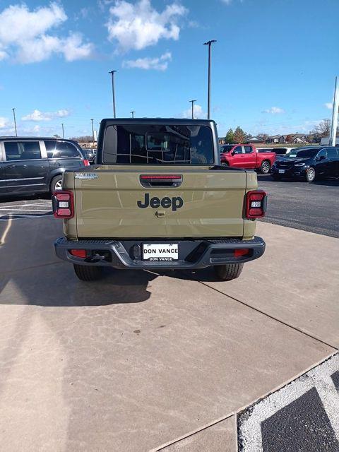 new 2026 Jeep Gladiator car, priced at $45,987