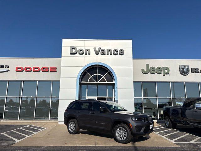 new 2025 Jeep Grand Cherokee car, priced at $37,795
