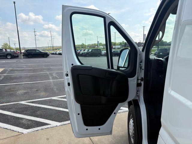 new 2025 Ram ProMaster 2500 car, priced at $41,999
