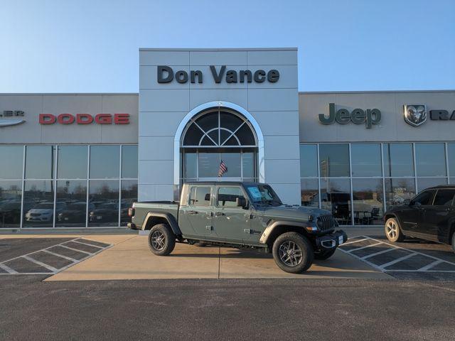 new 2026 Jeep Gladiator car, priced at $45,999