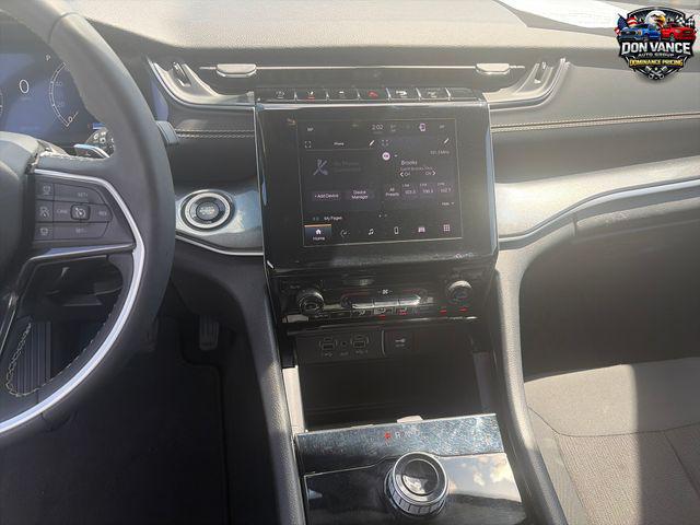 used 2023 Jeep Grand Cherokee car, priced at $27,228